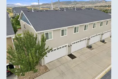 1105 W Emerald Pools Ln, Bluffdale, UT 84065 - Photo 21