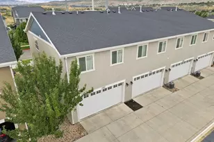 1105 W Emerald Pools Ln, Bluffdale, UT 84065 - Photo 21