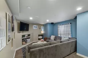 6360 N Willow Creek Rd, Mountain Green, UT 84050 - Photo 19