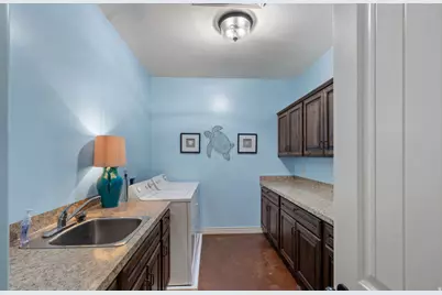6360 N Willow Creek Rd, Mountain Green, UT 84050 - Photo 21
