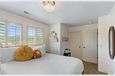 6360 N Willow Creek Rd, Mountain Green, UT 84050 - Photo 27