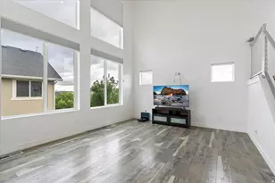 15134 S White Hart Ln, Bluffdale, UT 84065 - Photo 3