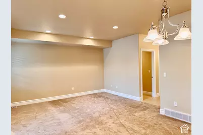 132 N 360 W, Centerville, UT 84014 - Photo 5