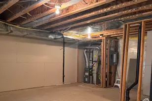 132 N 360 W, Centerville, UT 84014 - Photo 21
