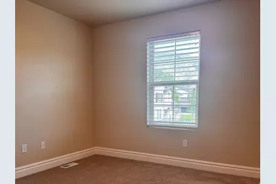 132 N 360 W, Centerville, UT 84014 - Photo 21