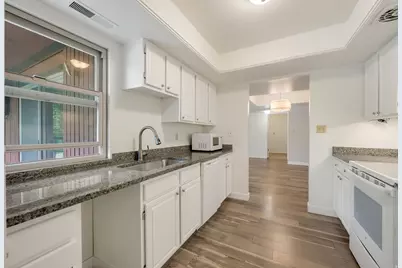 5572 S Marshwood Ln #E, Murray, UT 84107 - Photo 9
