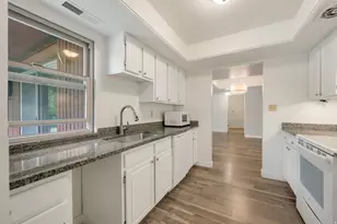 5572 S Marshwood Ln, Murray, UT 84107 - Photo 9