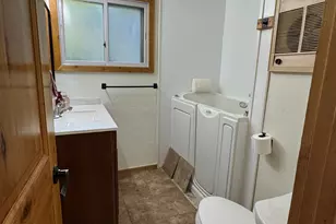 6633 E Holiday Hills Rd, Springville, UT 84663 - Photo 31
