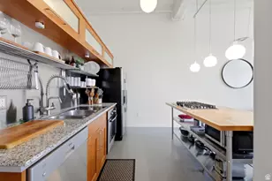163 W 200 S, Salt Lake City, UT 84101 - Photo 21