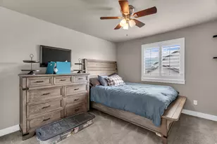 1597 W 475 N, Layton, UT 84041 - Photo 25