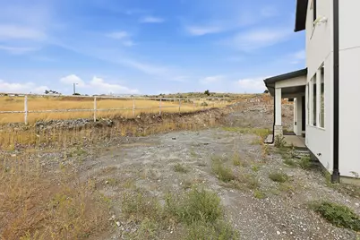 14356 S Robins Nest Cir, Herriman, UT 84096 - Photo 5