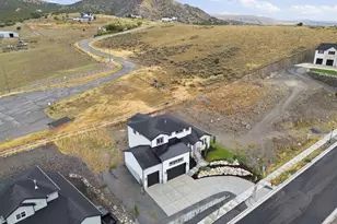 14356 S Robins Nest Circle, Herriman, UT 84096 - Photo 9