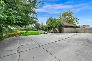 9241 S Lisa Ave, West Jordan, UT 84088 - Photo 5