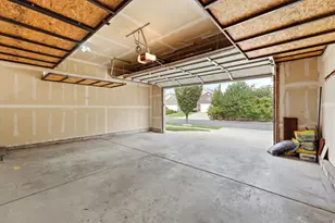 8433 S 6465 W, West Jordan, UT 84081 - Photo 39