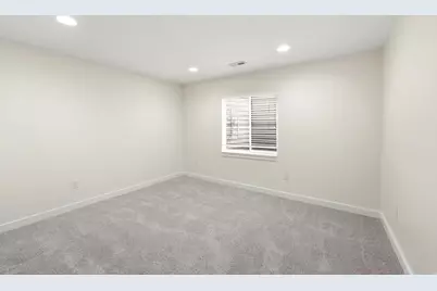 8433 S 6465 W, West Jordan, UT 84081 - Photo 31
