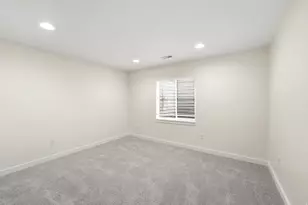 8433 S 6465 W, West Jordan, UT 84081 - Photo 31