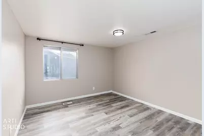 5671 S 2700 W, Roy, UT 84067 - Photo 11