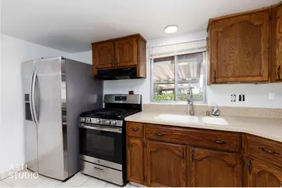 5671 S 2700 W, Roy, UT 84067 - Photo 9