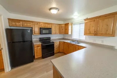 493 N 1235 W #51, Orem, UT 84057 - Photo 7