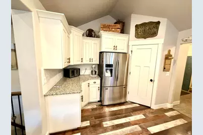 37 E 700 N #11, Mapleton, UT 84664 - Photo 9