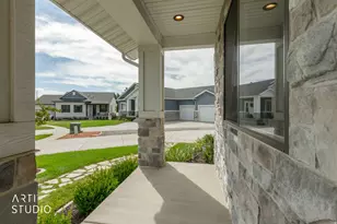 364 W Clark Circle, Farmington, UT 84025 - Photo 9