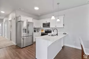 947 W Coral Charm Wy, Saratoga Springs, UT 84045 - Photo 5