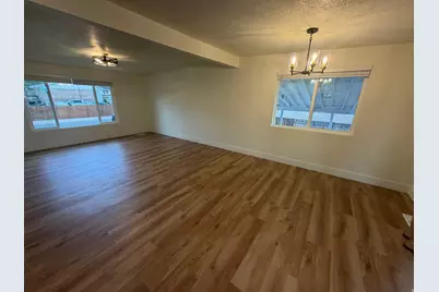 4536 W Nancy Dr, West Valley, UT 84120 - Photo 13