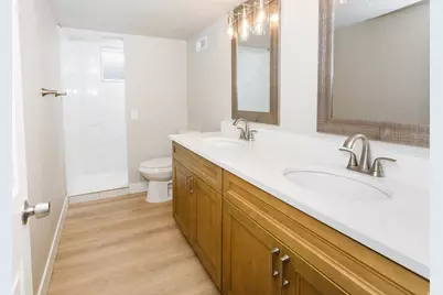 5552 S Hew Wood Dr, Taylorsville, UT 84129 - Photo 15