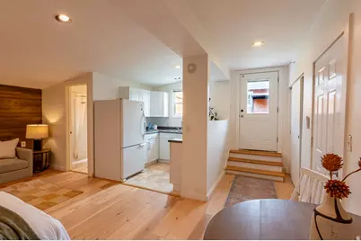 515 N E St, Salt Lake City, UT 84103 - Photo 37