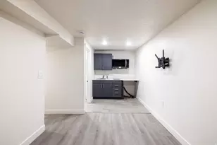 1219 W 500 S, Salt Lake City, UT 84104 - Photo 17