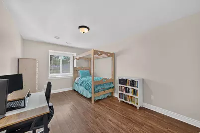 1035 W Hidden Dr, Layton, UT 84041 - Photo 15