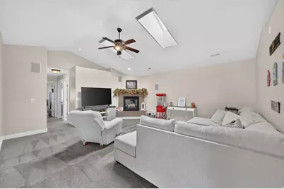 1035 W Hidden Dr, Layton, UT 84041 - Photo 17