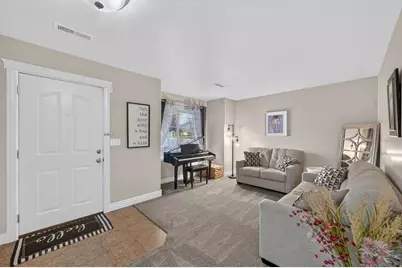 1035 W Hidden Dr, Layton, UT 84041 - Photo 3