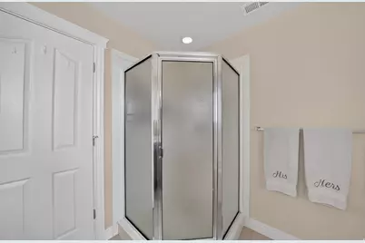 1035 W Hidden Dr, Layton, UT 84041 - Photo 13
