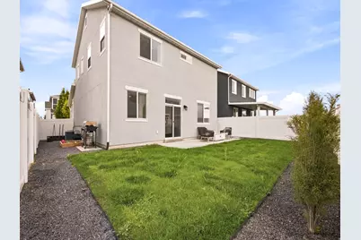 1734 W Parkview Dr S, Syracuse, UT 84075 - Photo 19
