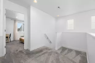 1734 W Parkview Dr S, Syracuse, UT 84075 - Photo 15