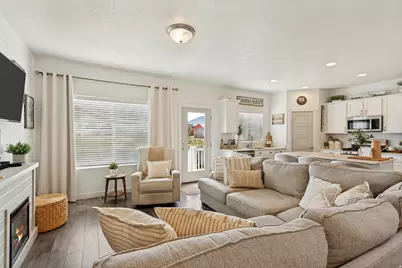 7693 W Mount Elinor Rd, Magna, UT 84044 - Photo 5
