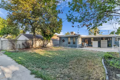 2234 E 6675 S, Cottonwood Heights, UT 84121 - Photo 31