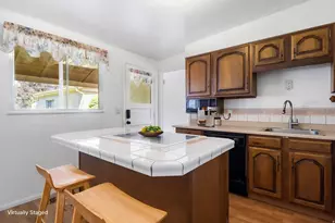 2173 E 6675 S, Cottonwood Heights, UT 84121 - Photo 13
