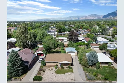 2173 E 6675 S, Cottonwood Heights, UT 84121 - Photo 7