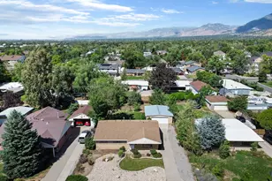 2173 E 6675 S, Cottonwood Heights, UT 84121 - Photo 7