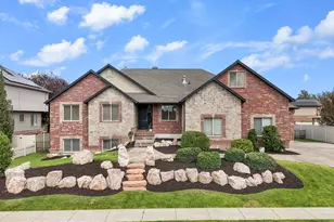 648 W 2400 S, Syracuse, UT 84075 - Photo 1