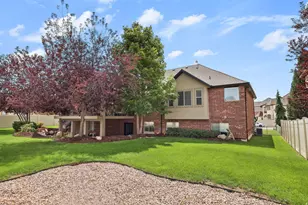 648 W 2400 S, Syracuse, UT 84075 - Photo 51
