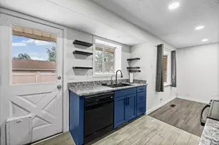 683 E Countryside Ct, Midvale, UT 84047 - Photo 5