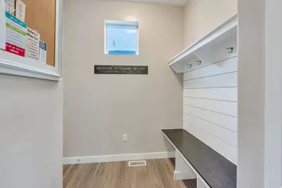 2194 W Autumn Dr, Mapleton, UT 84664 - Photo 13