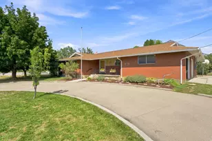 10492 N 4800 W, Highland, UT 84003 - Photo 7