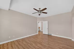 6194 S Saunter Ln, Taylorsville, UT 84123 - Photo 15