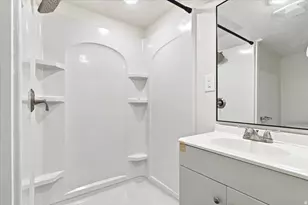 2659 S 1700 E, Salt Lake City, UT 84106 - Photo 23