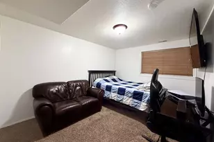 1124 W 2700 S, Syracuse, UT 84075 - Photo 21