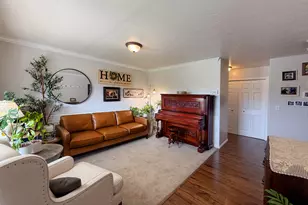 1124 W 2700 S, Syracuse, UT 84075 - Photo 5